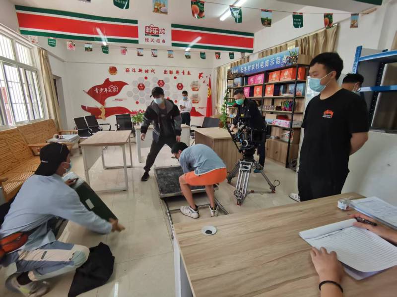 追星女孩心理学分析报告：沙湾县广告片拍摄公司揭秘饭圈应援式传播逻辑